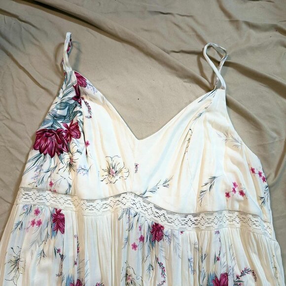 NWOT Torrid Ivory Floral Challis Maxi Dress / Sun dress PLUS SIZE 3 - Picture 4 of 15